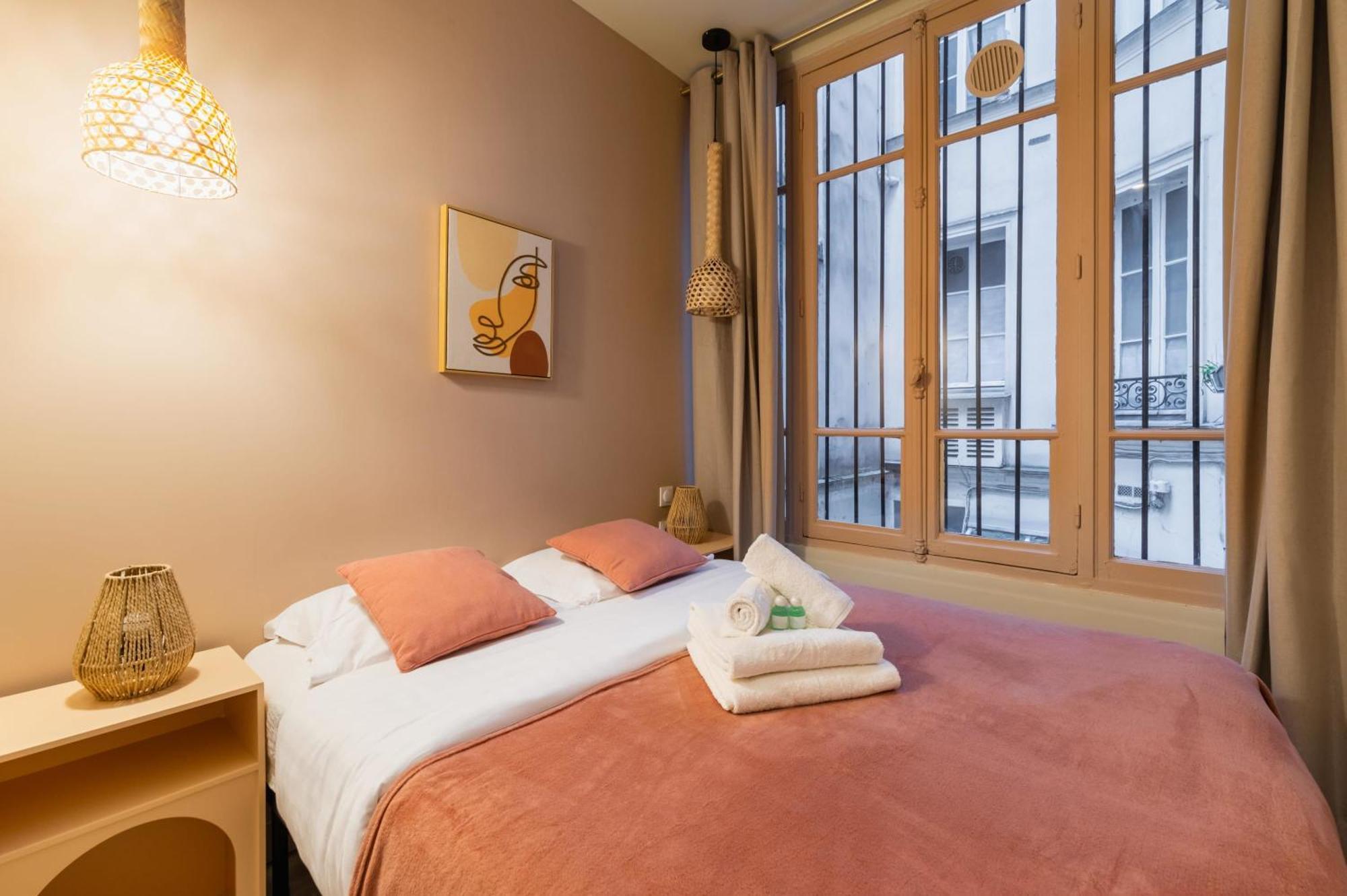 Charmant Appartement Moderne Haut Marais - 4P - Flat-Guest Paris Dış mekan fotoğraf